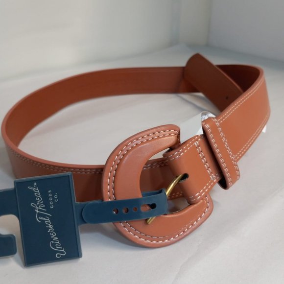 Universal Thread Beige Nude Faux Leather Belt NWT - Picture 6 of 6